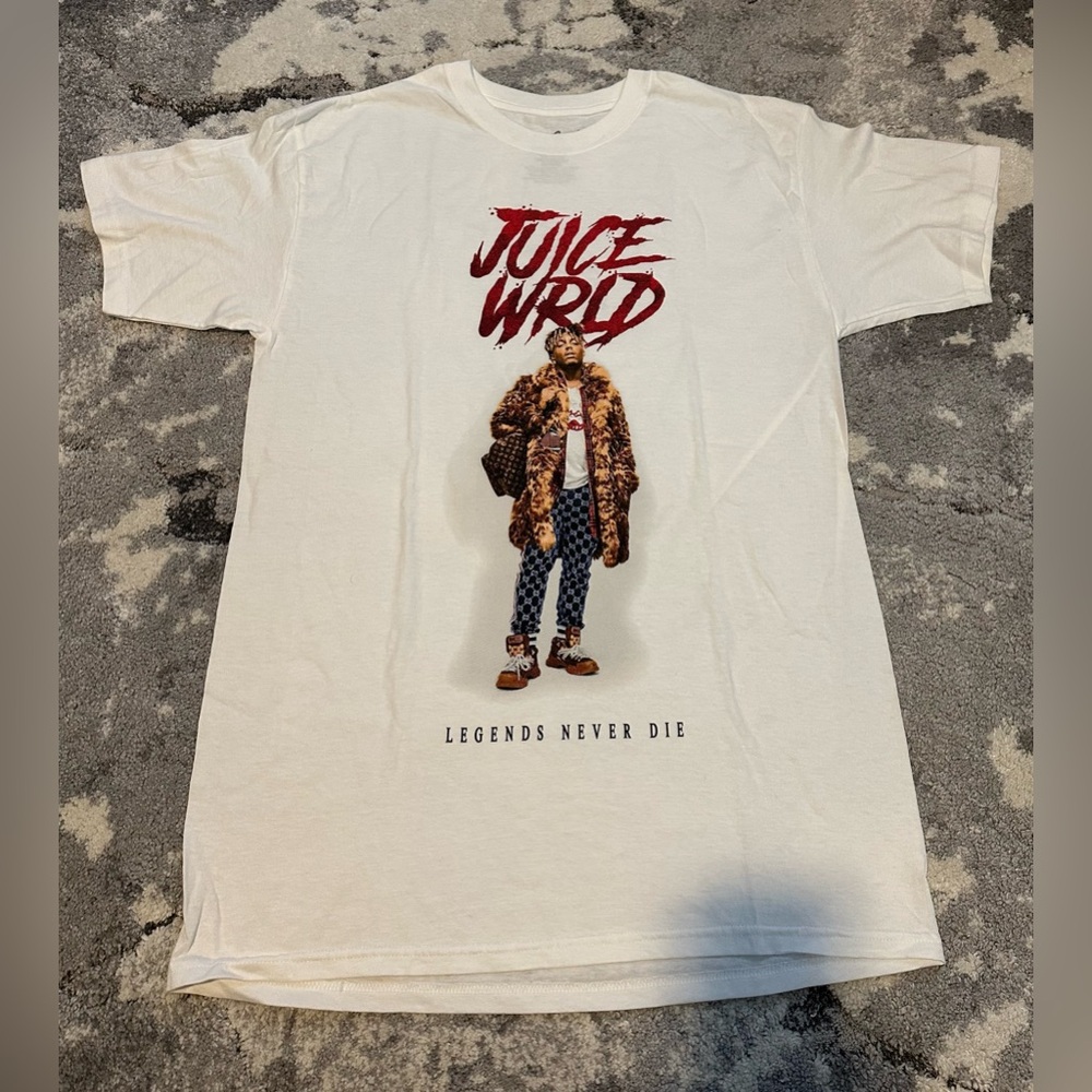 Juice WRLD White Graphic Tee D-38